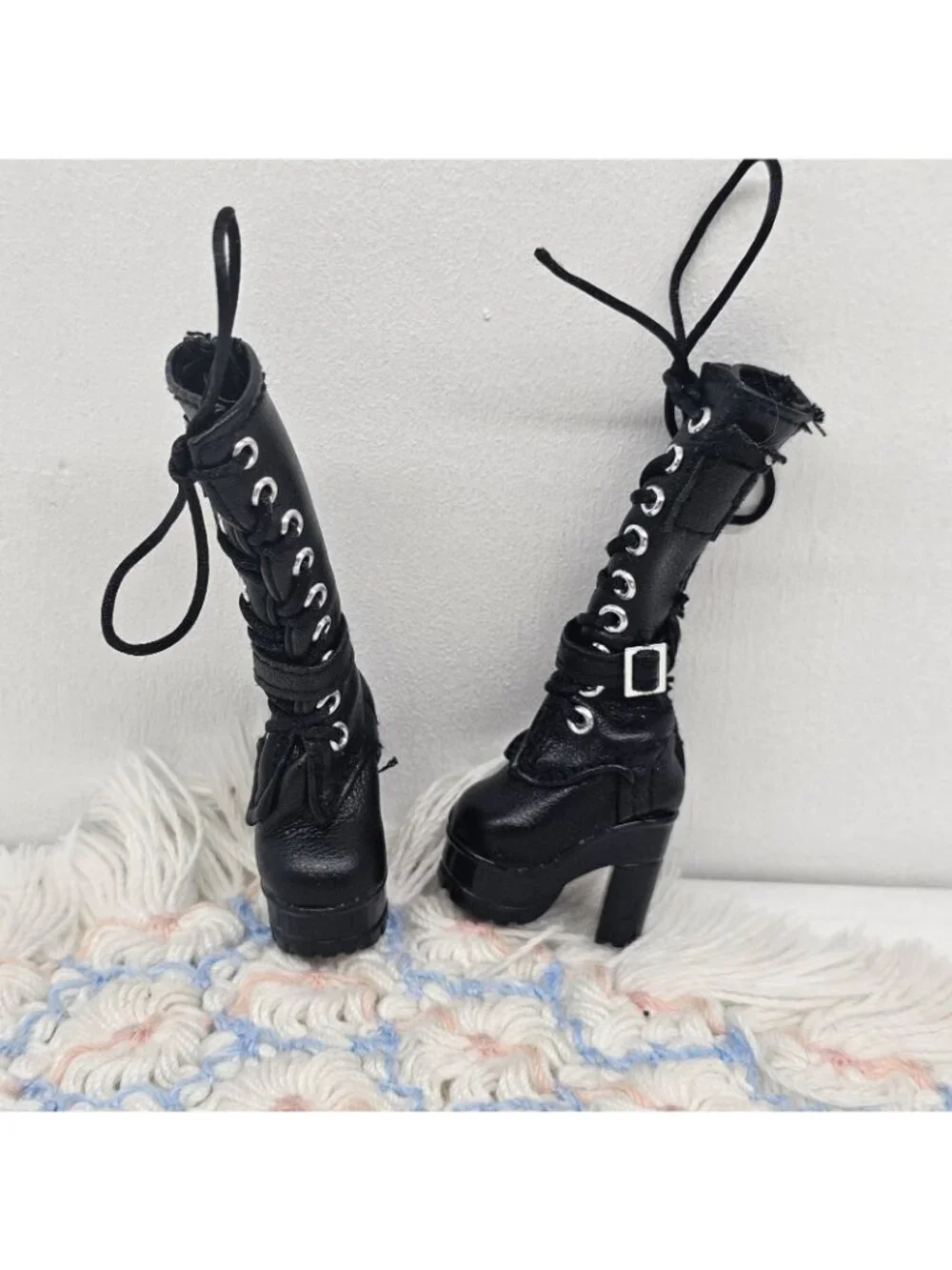 Rainbow High Fantastic Fashion Jade Fashion Tall Black Leather Combat Boots Tie